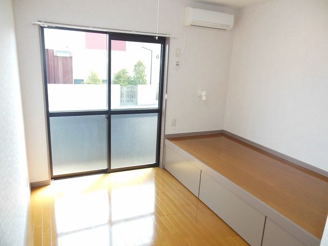 居室・リビング　室内写真