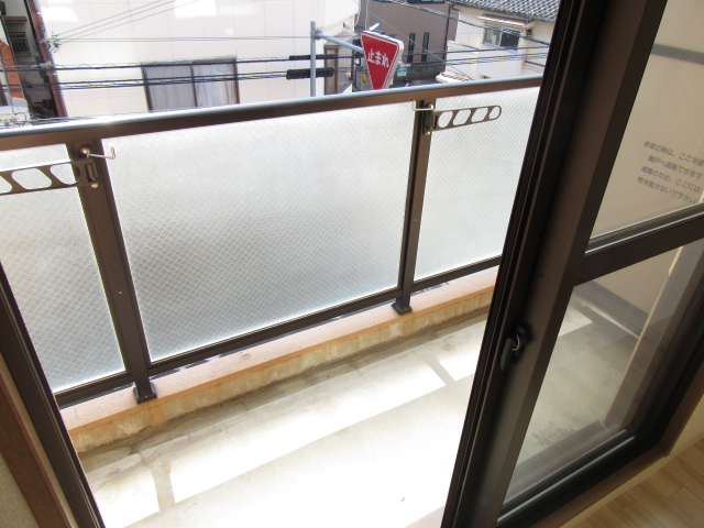 バルコニー　※室内は現況を優先します