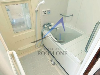 バス・シャワールーム　お風呂です。