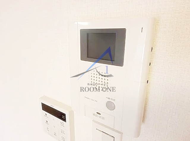 セキュリティ　モニター付きインターホンです。