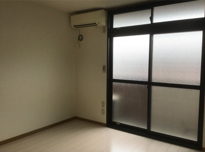 居室・リビング　図面と現状に相違がある場合には現状を優先