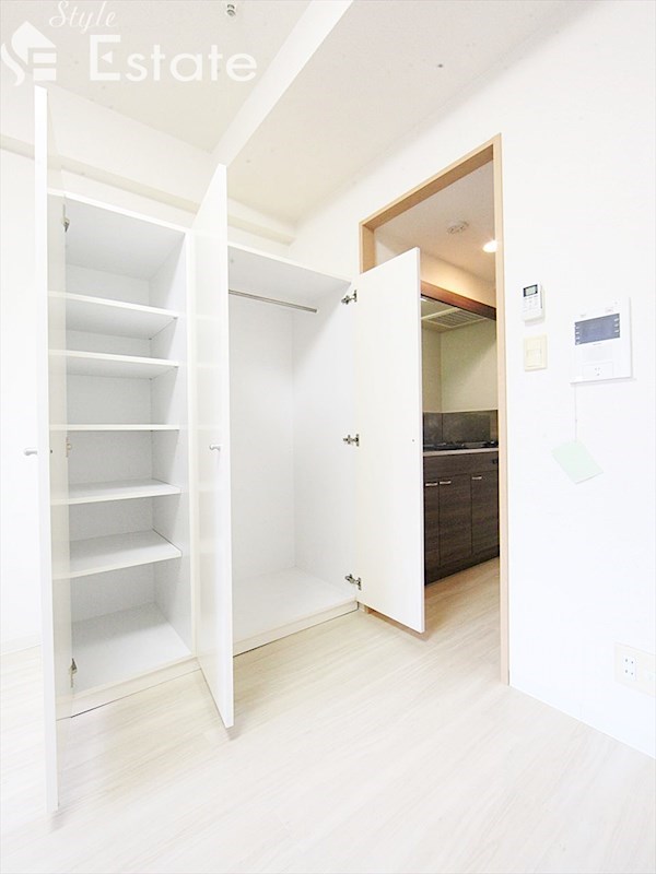 収納　クローゼット