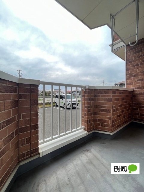 バルコニー　同一タイプ