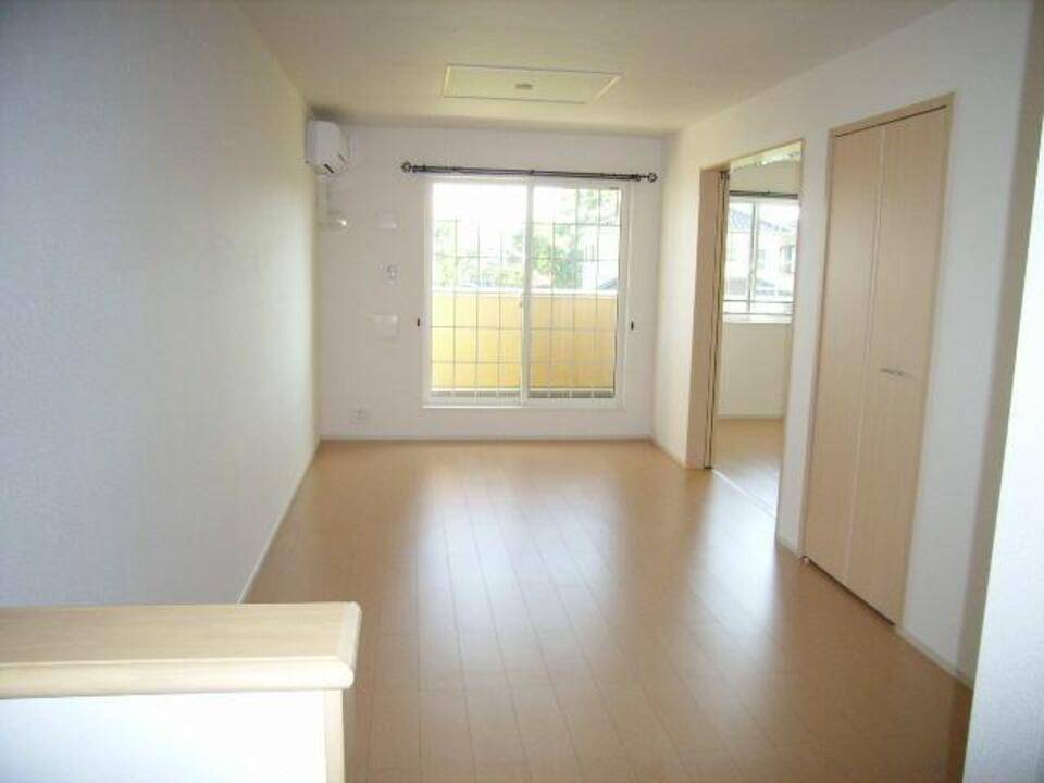 居室・リビング　リビング