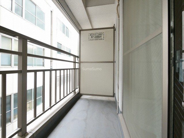 バルコニー　開放的で明るい空間を演出してくれるバルコニーです