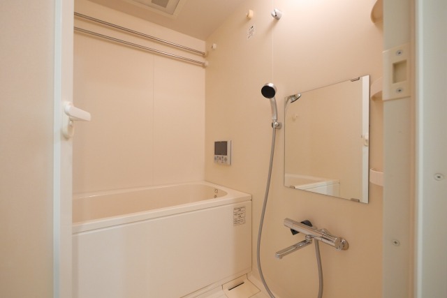 バス・シャワールーム　バス・シャワールーム