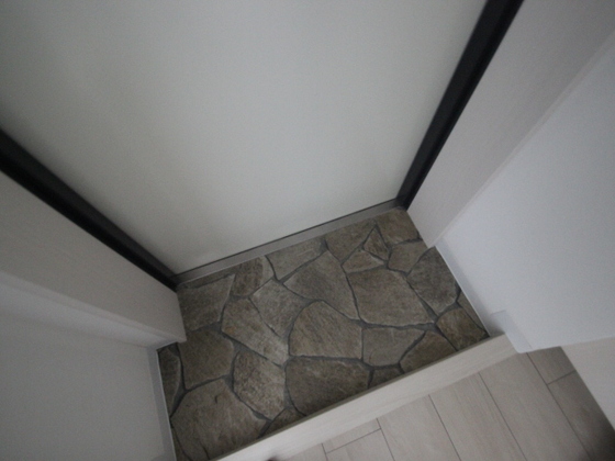 玄関　※別部屋の写真です