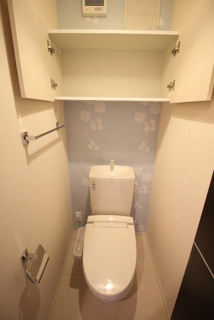 トイレ　ウォシュレット完備