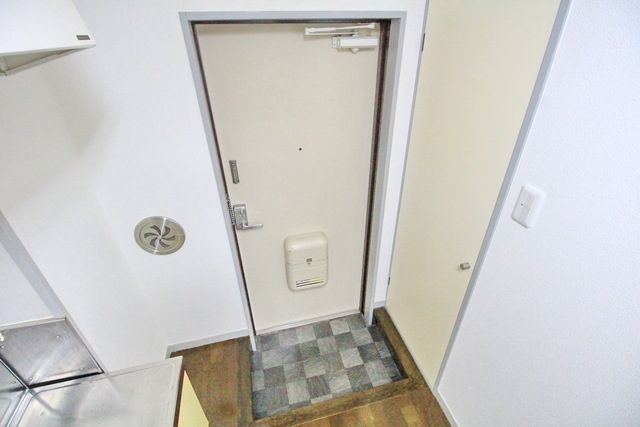 玄関　★お部屋探しはタウンハウジング高幡不動店まで★