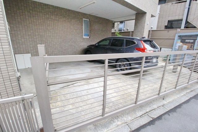 駐車場　★お部屋探しはタウンハウジング高幡不動店まで★