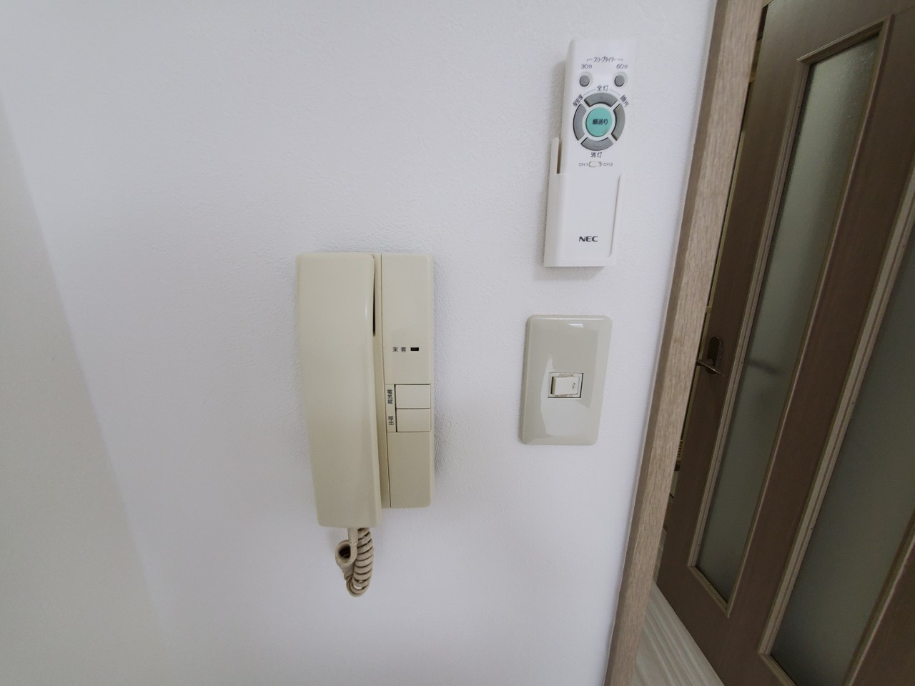 セキュリティ　室内は現状を優先します