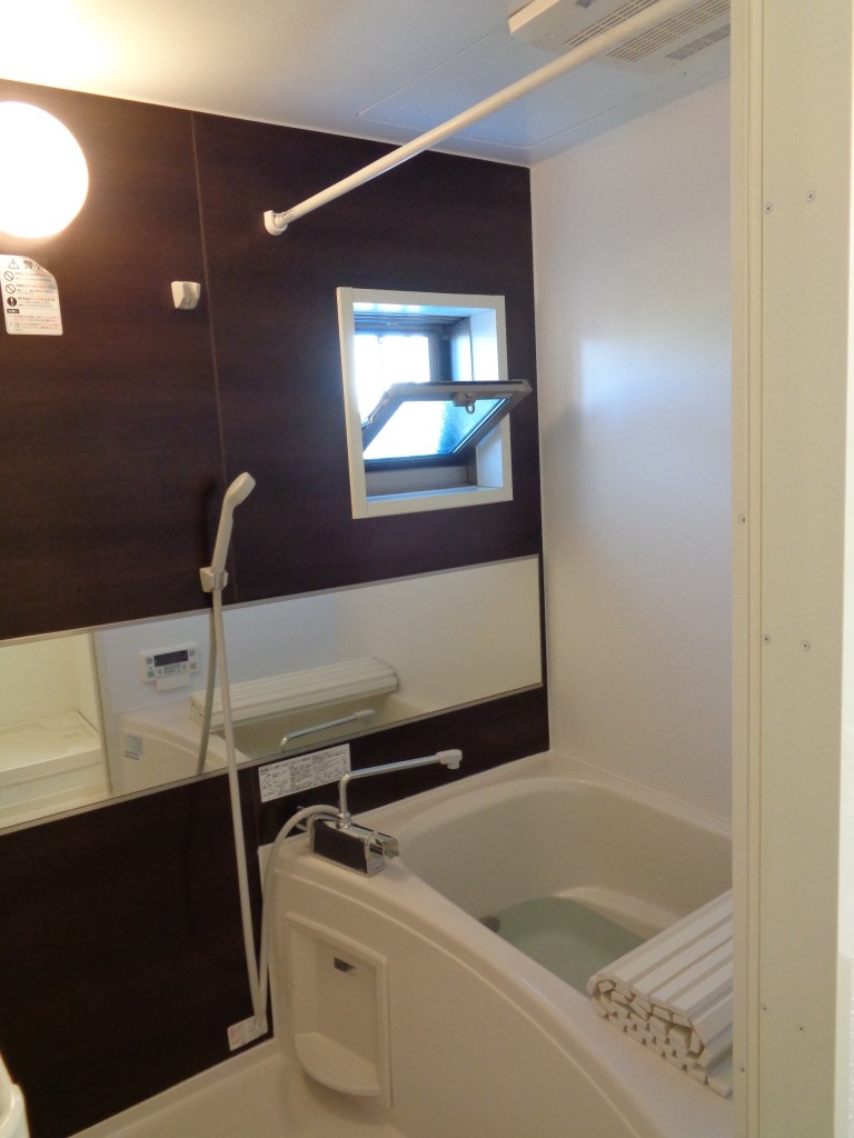 バス・シャワールーム　追焚・浴室乾燥機付バスルーム