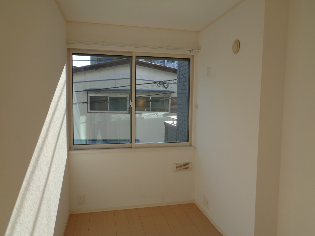 その他設備　リビング横　3.6帖