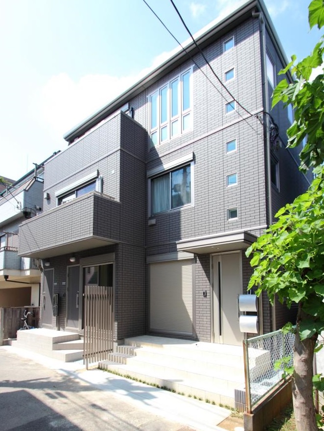 建物外観　セキスイハイム施工・管理