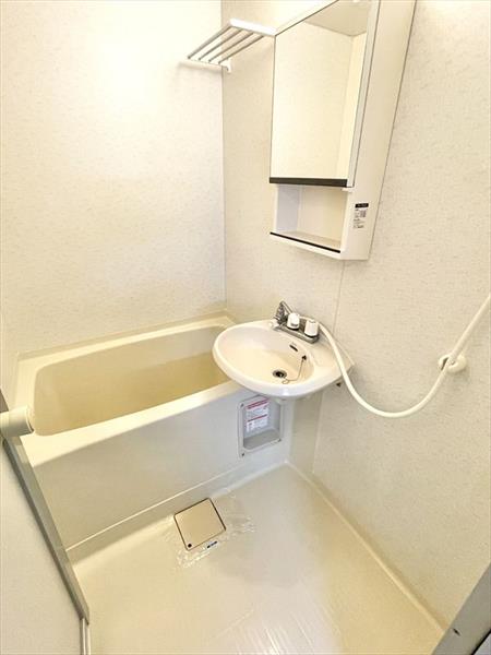 バス・シャワールーム　清潔感あるお風呂♪