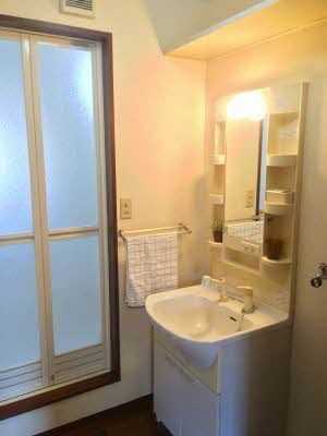 洗面設備　洗髪洗面化粧台