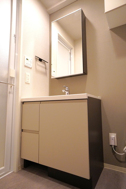 洗面設備　※写真は同タイプ住戸です。