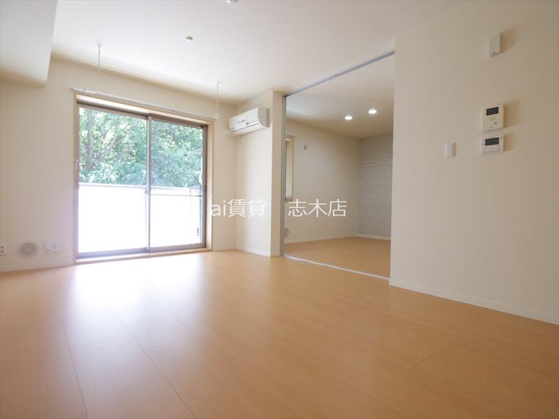 居室・リビング　※別号室写真