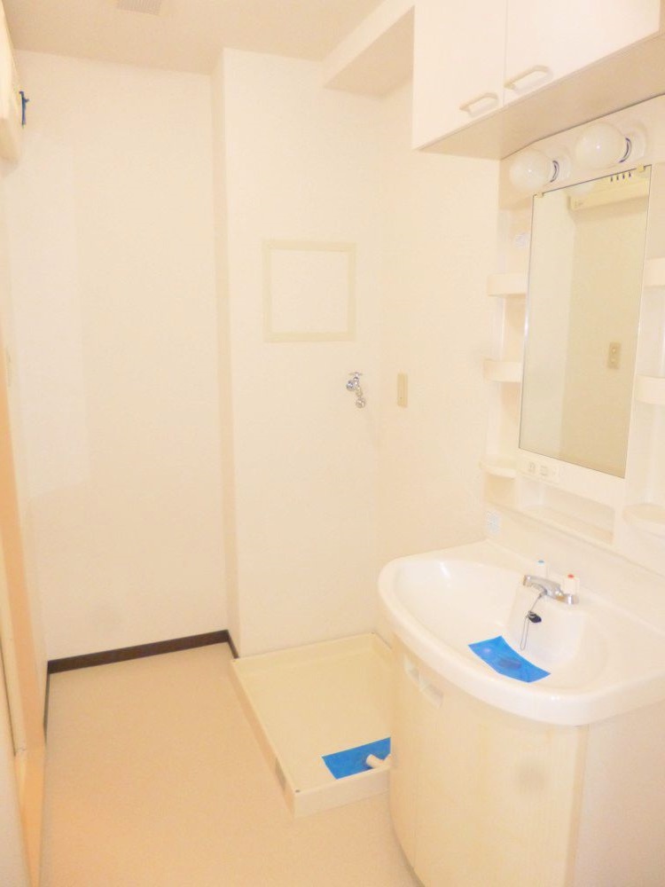 洗面設備　同仕様