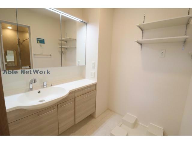 洗面設備　独立洗面化粧台