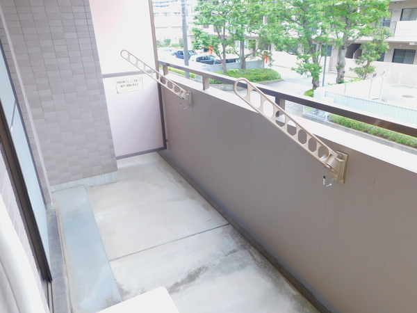 バルコニー　南向き日当たり良好◎