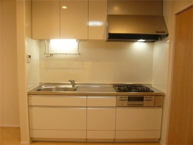 キッチン　参考写真（同物件別部屋）