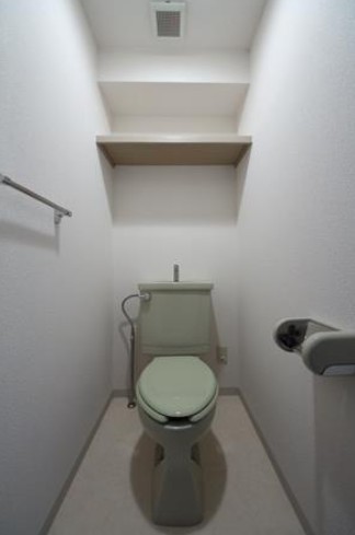 トイレ　同タイプのお写真です