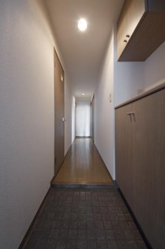 玄関　同タイプのお写真です