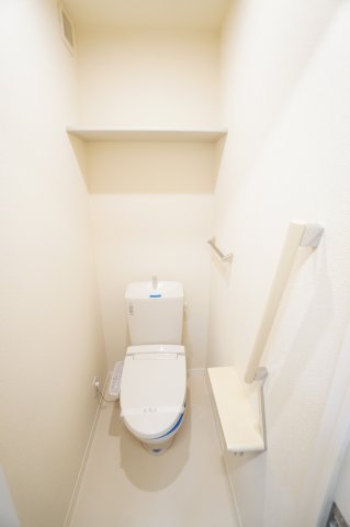 トイレ　※同物件・同タイプの写真です。