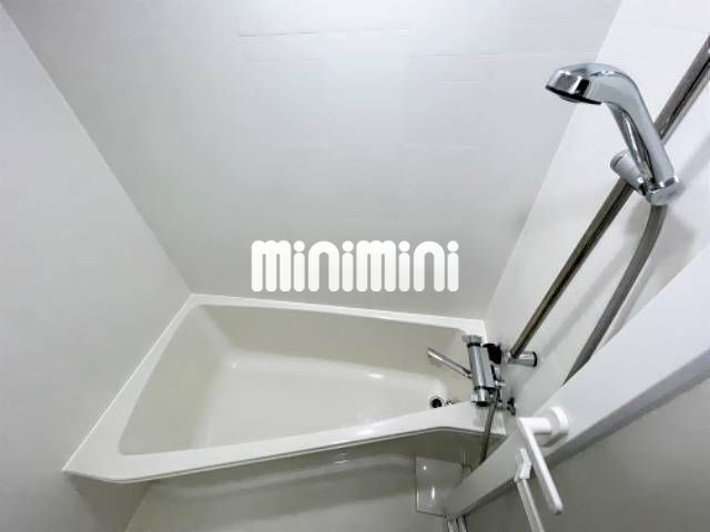 バス・シャワールーム　別号室の参考写真