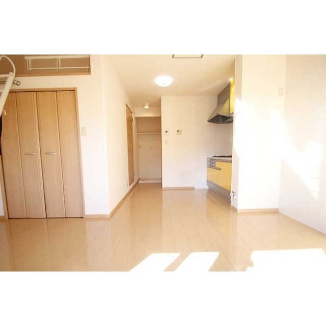 居室・リビング　※反転・現況優先