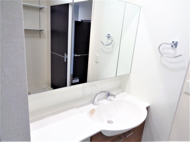 洗面設備　洗髪洗面化粧台