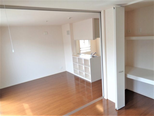 居室・リビング　LDK10.5帖 ※写真は全て反転のお部屋です