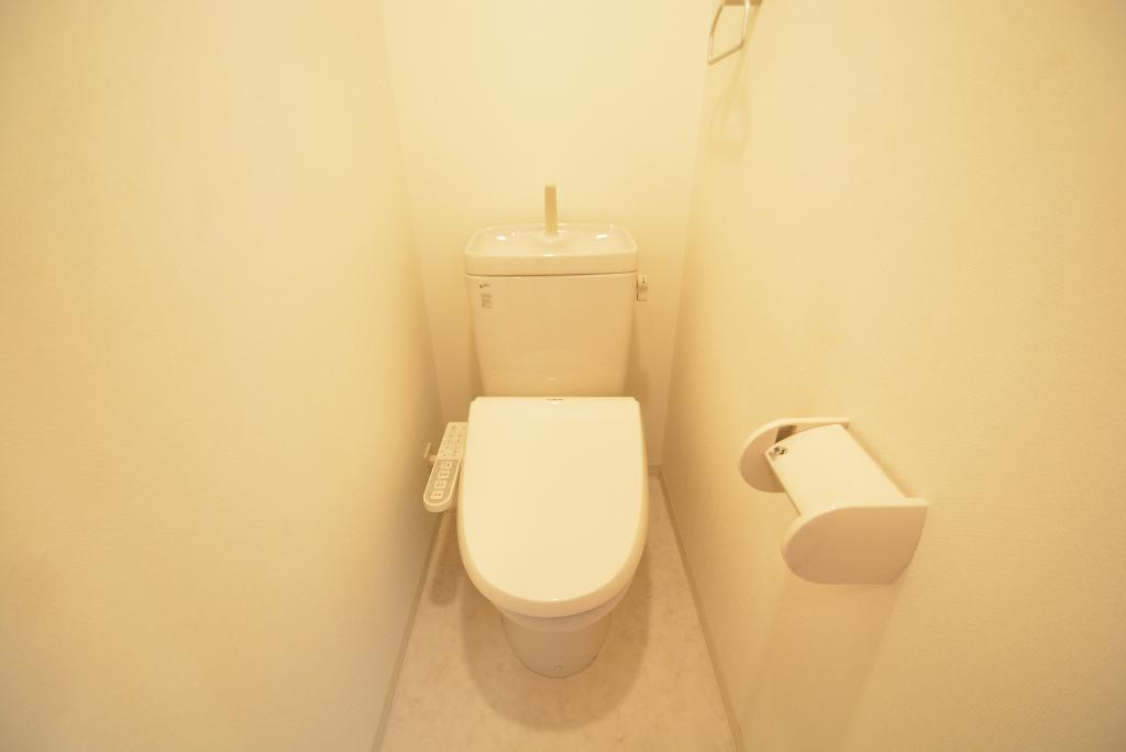 トイレ　シャワー付トイレ