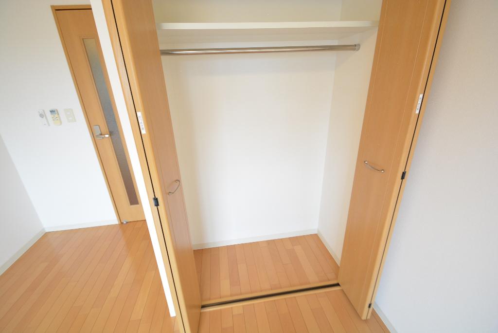 収納　クローゼット