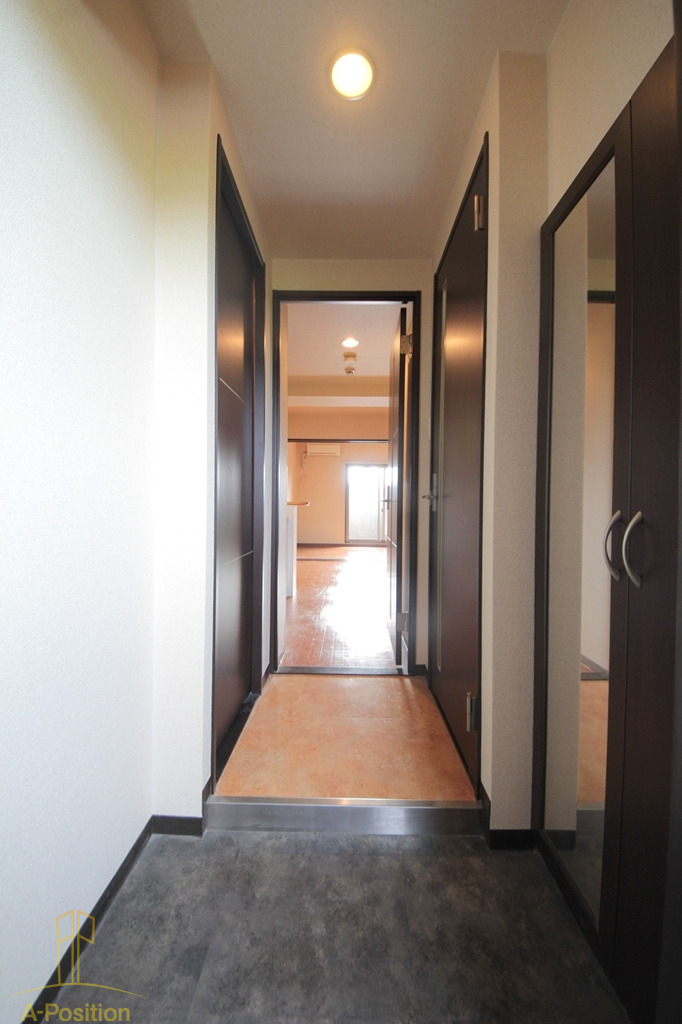 玄関　ラルテ中津