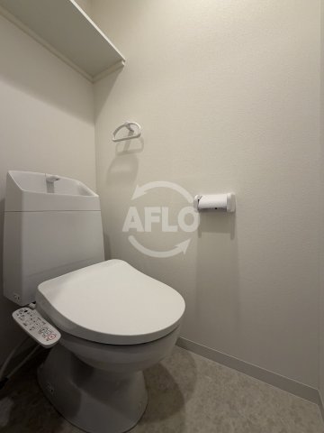 トイレ　Alivis新町　トイレ前