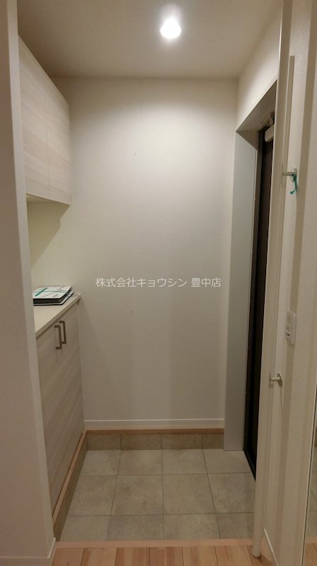 玄関　参考写真