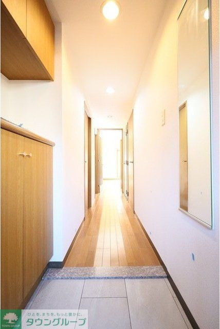 玄関　※別部屋参考写真