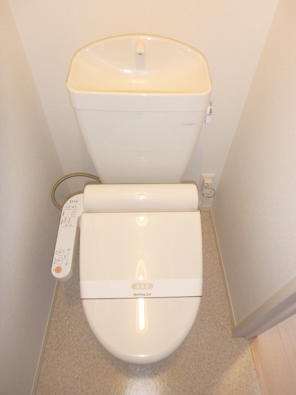 トイレ　図面と現状に相違がある場合には現状を優先