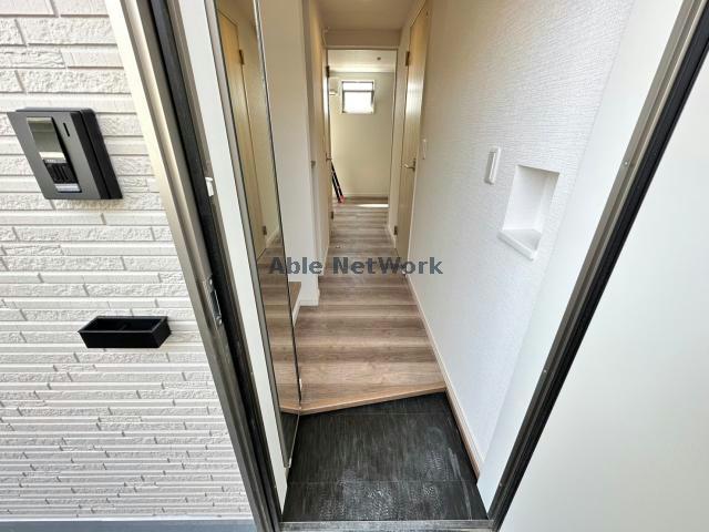 玄関　同物件別部屋　現況優先