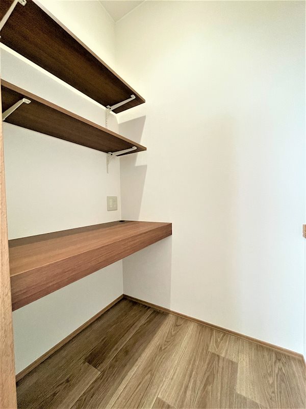 その他設備　書斎スペース。テレワークに最適。