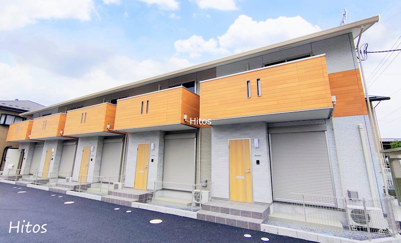 建物外観　1・2階併用のメゾネット物件です♪