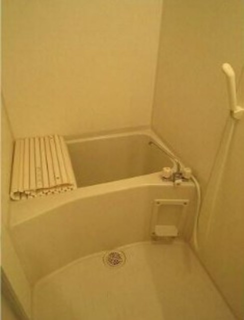 バス・シャワールーム　バスルーム