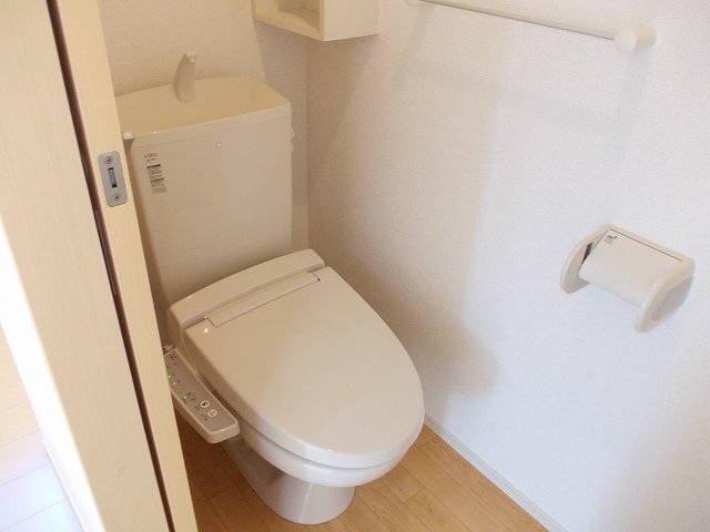 トイレ　トイレもきれいです