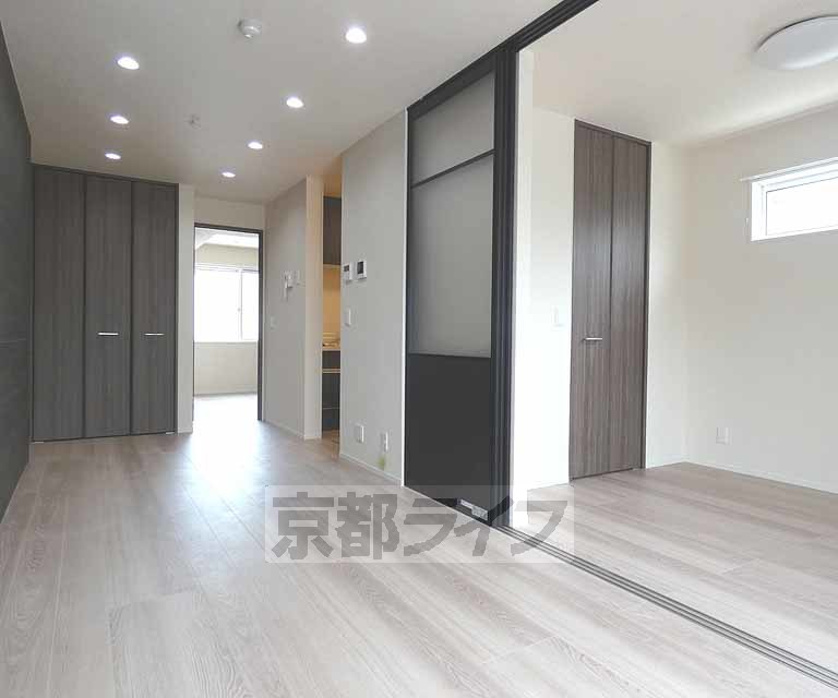 居室・リビング　広々としたリビングです。