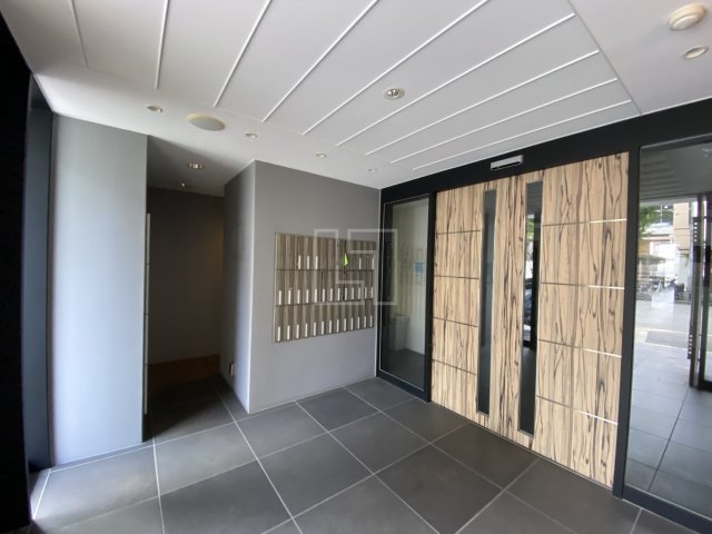 ロビー　エスリードコート難波ウエスト　ロビー