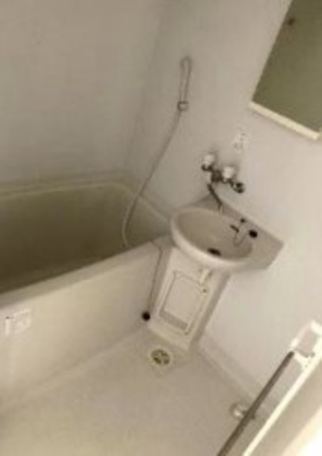 バス・シャワールーム　バスルーム