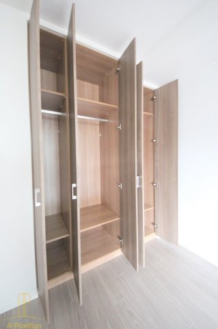 収納　リーガル靭本町