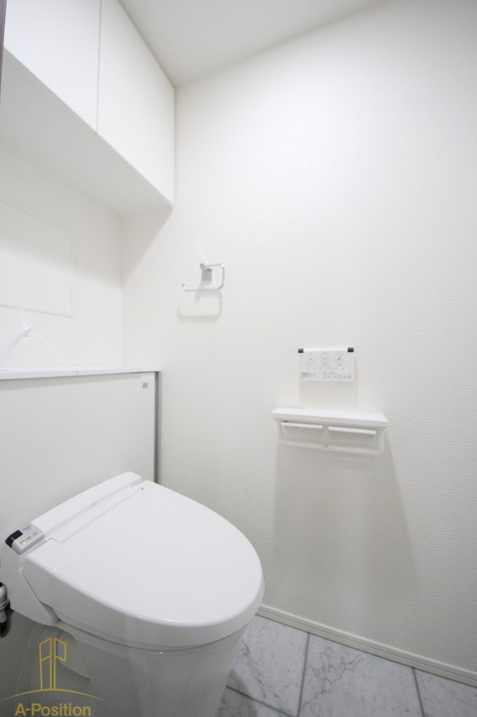 トイレ　リーガル靭本町